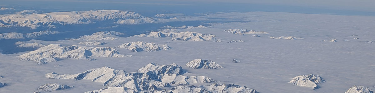 Mauna loa in background